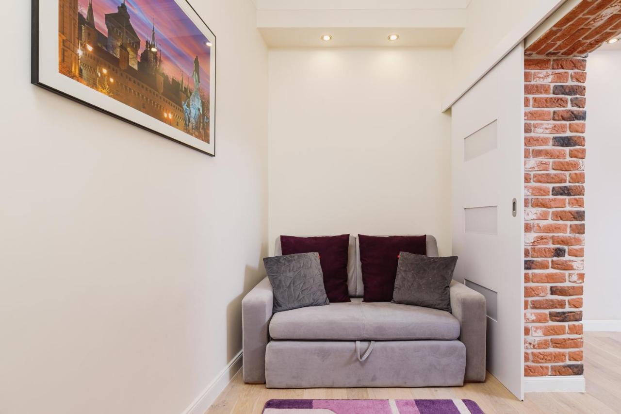 Apartment Modern Lubicz By Renters Krakau